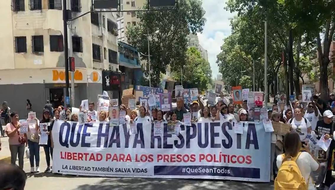 ¡VERIFICAN LIBERACIÓN DE 29 PERSONAS! ONG sostiene que 17 de ellas no están en sus registros de presos políticos