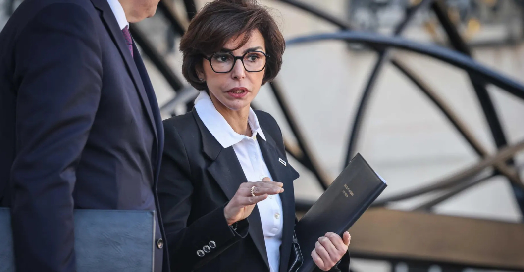 ¡COBRÓ CASI UN MILLÓN DE DÓLARES PARA FAVORES POLÍTICOS! La fiscalía francesa pide cuatro años de cárcel para una exministra acusada de corrupción