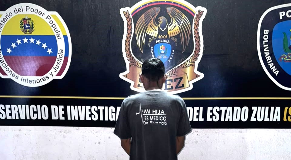 ¡EL NERVIOSISMO LO DELATÓ! Cpbez capturó a microtraficante de drogas en el barrio Miraflores de Maracaibo
