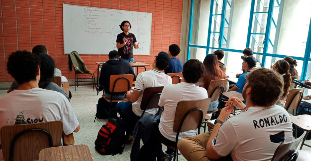 ¡OPORTUNIDADES DE ESTUDIO! Venezuela gestiona becas universitarias de hasta 100 % con la WLO