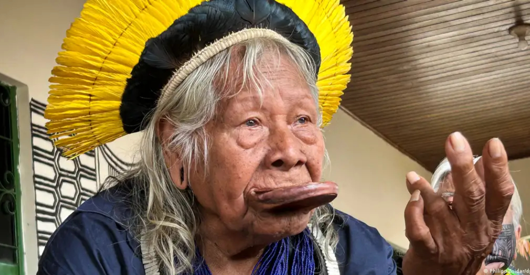 ¡ILUSTRE AMBIENTALISTA BRASILEÑO! El cacique Raoni sufre cáncer y recibe cuidados paliativos