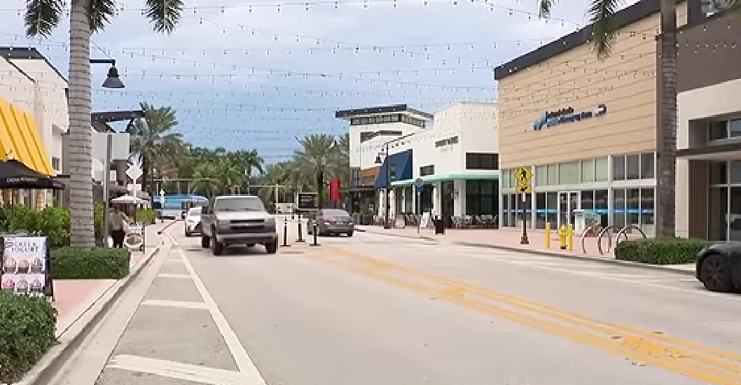 ¡CONCENTRA A UNA GRAN COMUNIDAD DE VENEZOLANOS! Operativos de ICE en Doral generan alarma