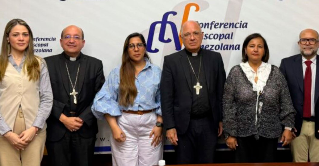¡EXIGEN LIBERACIÓN DE PRESOS POLÍTICOS! La AN-2015 y la Conferencia Episcopal abordan la ruta de transición