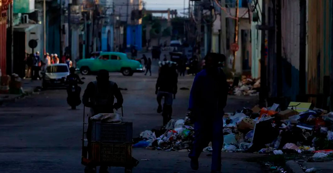 ¡COLAPSO TOTAL EN LA ISLA! Cuba se queda a oscuras tras sufrir su séptimo apagón generalizado de 2026