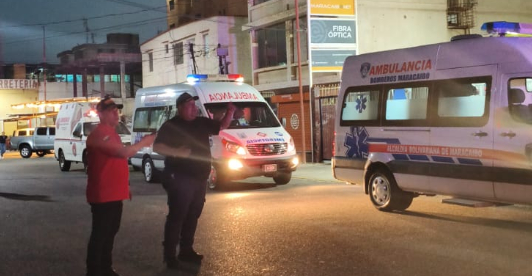 ¡PROCEDEN AL EXTERMINIO! Cuerpo de Bomberos de Maracaibo atiende emergencia con abejas africanizadas que dejó seis lesionados