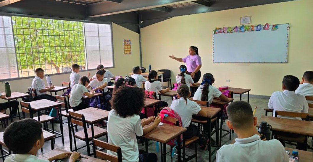 ¡AULAS LLENAS EN EL ZULIA! Más de 735 mil alumnos iniciaron clases en 3.232 escuelas del estado
