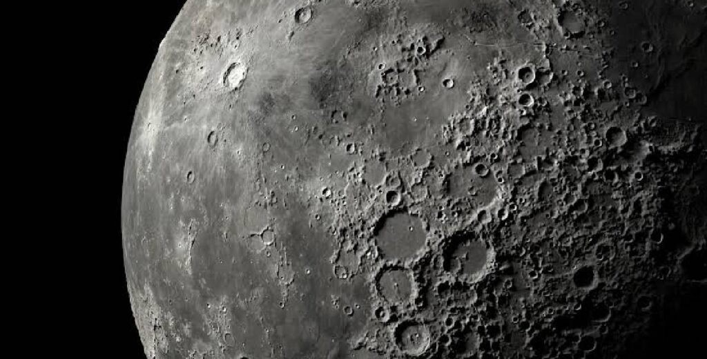 ¡LA COLISIÓN OCURRIÓ EN 2024! La NASA descubre en la Luna el mayor cráter recién formado del sistema solar