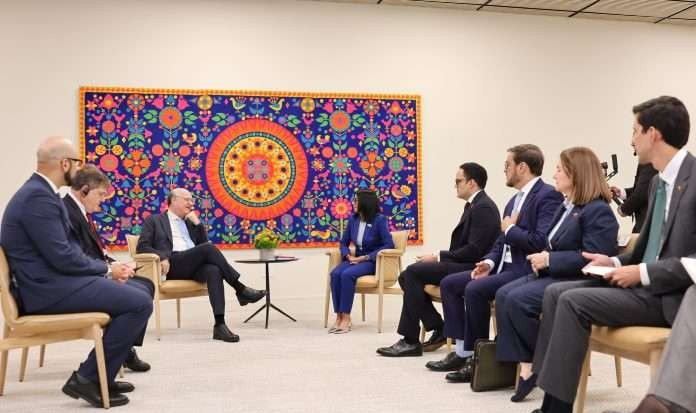 ¡AFINAN MECANISMOS DE COOPERACIÓN TÉCNICA! Delcy Rodríguez se reúne con directivos del BID en Nueva York
