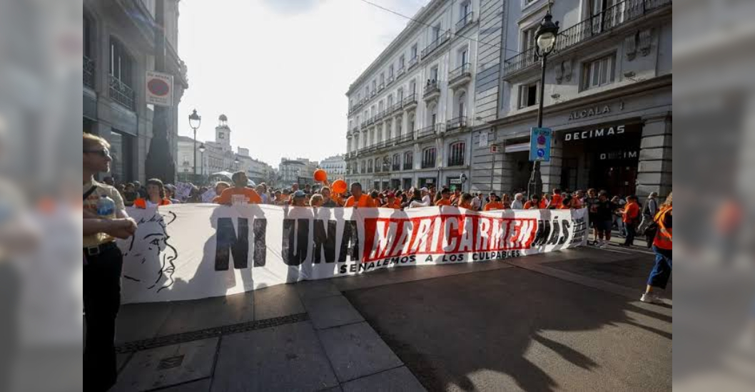 ¡SOCIEDAD GENERA PRESIÓN ANTE EL PROBLEMA DE LA VIVIENDA! Una multitud marcha en Madrid contra el desahucio de una mujer de 87 años