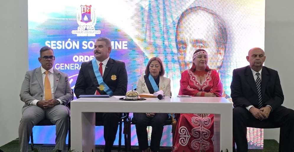 ¡HONOR Y LEALTAD A LA ZULIANIDAD! Gobernación y CLEZ conmemoran el natalicio del General Rafael Urdaneta con sesión solemne