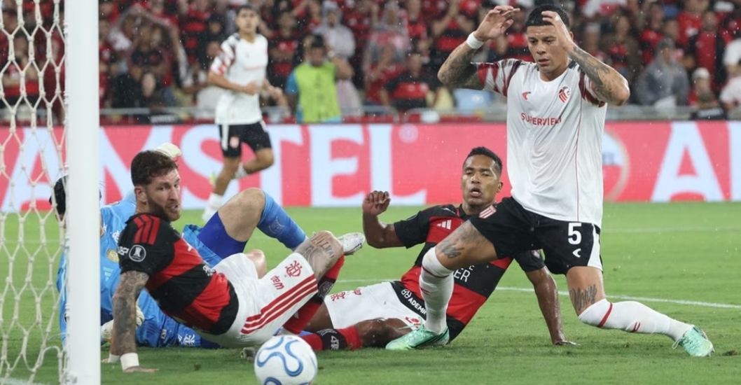 ¡ALINEACIÓN CORRECTA! CONMEBOL desestima queja de Flamengo contra Estudiantes por Rojo en semifinal de la Libertadores