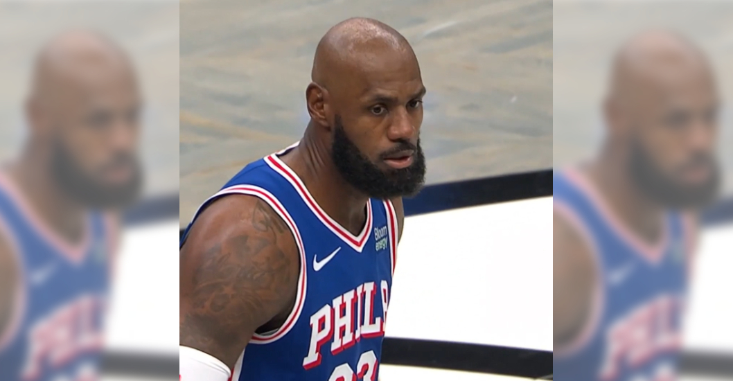 ¡BUSCANDO LA QUÍMICA EN EL TABLONCILLO! LeBron James juega por primera vez con los 76ers en pretemporada en Brooklyn