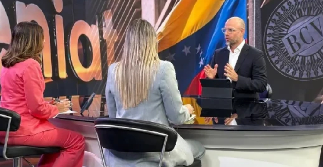 ¡APOYADOS EN LOS AVANCES TECNOLÓGICOS! Román Maniglia: Seniat simplifica trámites y optimiza procesos para contribuyentes