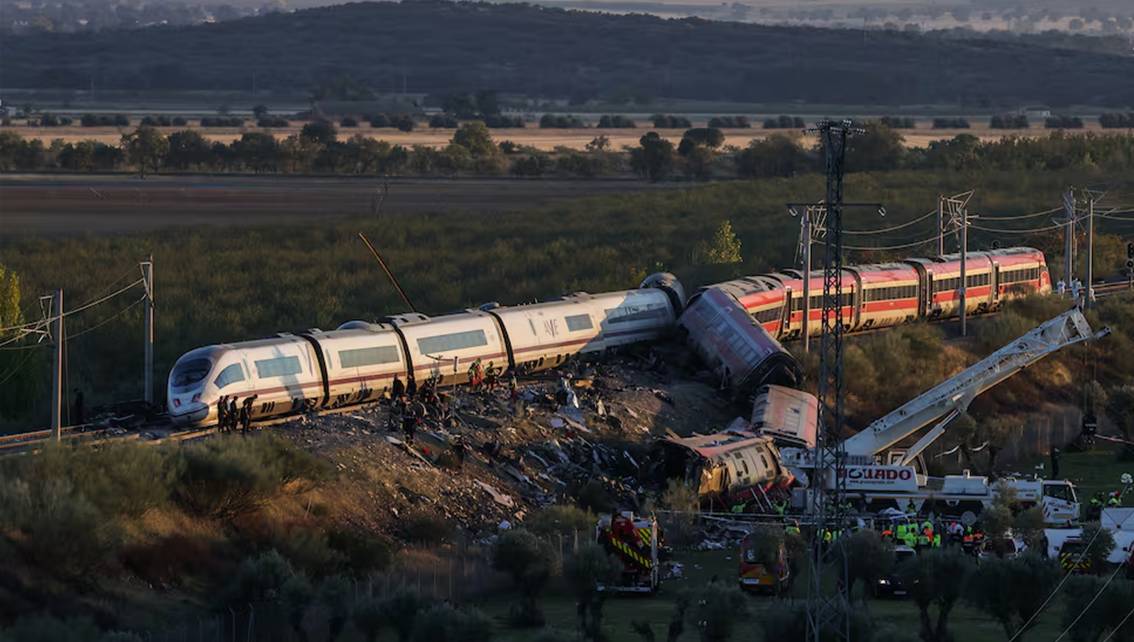 ¡UNA EXPLICACIÓN GRÁFICA Y DETALLADA! ¿Fue error humano o una grave falla de sistema lo que ocasiona la tragedia ferroviaria en Toledo? || Van 69 muertos || Video