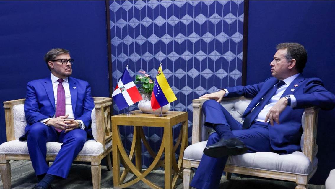 ¡PAÍSES HERMANOS CON FUERTES LAZOS COMUNES! Ejecutivo nacional reafirma voluntad de normalizar gradualmente sus históricas relaciones con República Dominicana