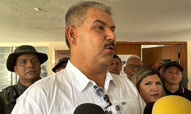 ¡DEMOCRACIA PROTAGÓNICA! Gobernador Luis Caldera ejerció su voto en la Segunda Consulta Popular Nacional 2026: «En el Zulia hay reporte de 100% de participación activa»