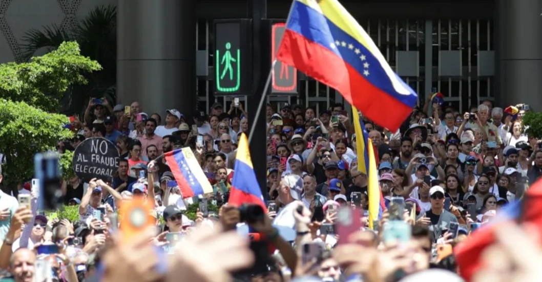 ¡SE TAMBALEA LA CREDIBILIDAD! Encuesta: 42% de los venezolanos no confía en ningún político para las presidenciales