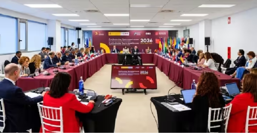 ¡DEFENSA DE LA DEMOCRATIZACIÓN DEL CONOCIMIENTO! Venezuela destaca avances de su sistema educativo y científico en España