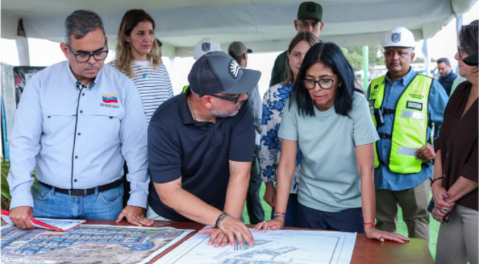 ¡PROYECTO DE MIL VIVIENDAS! Presidenta Delcy Rodríguez evalúa avance de obras en el Urbanismo de Los Sueños Azules en Catia La Mar