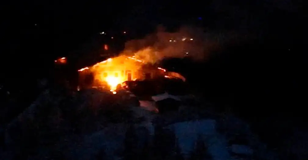 ¡CONOCIDA COMO NIDO DEL ÁGUILA! Incendio en la antigua residencia de montaña de Hitler