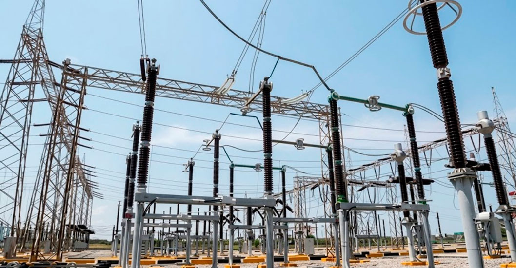 ¡MANIOBRA CLAVE EN EL SISTEMA ELÉCTRICO! Corpoelec monta potente autotransformador en Planta Centro