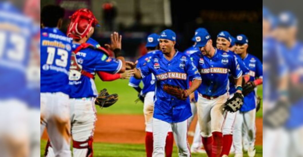 ¡DUELO DE BATAZOS EN BARQUISIMETO! Cardenales logra remontada para vencer por segunda noche a Águilas