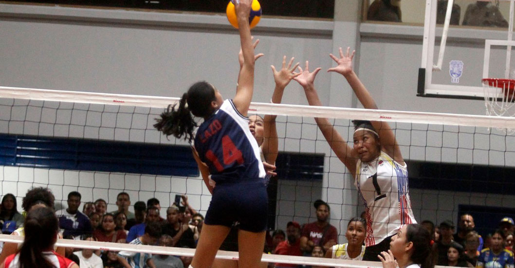 ¡LLENAZO EN MARACAIBO EN PARTIDO AMISTOSO! La Vinotinto U19 vence a Perú y calienta motores para el Suramericano de Voleibol Femenino 2026