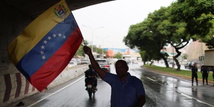 ¡PARA «TOMAR LAS RIENDAS DE LA NACIÓN»! Gremio de abogados propone crear “junta de gobierno” que convoque a elecciones en Venezuela